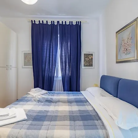 Square By Wonderful Italy Apartmán